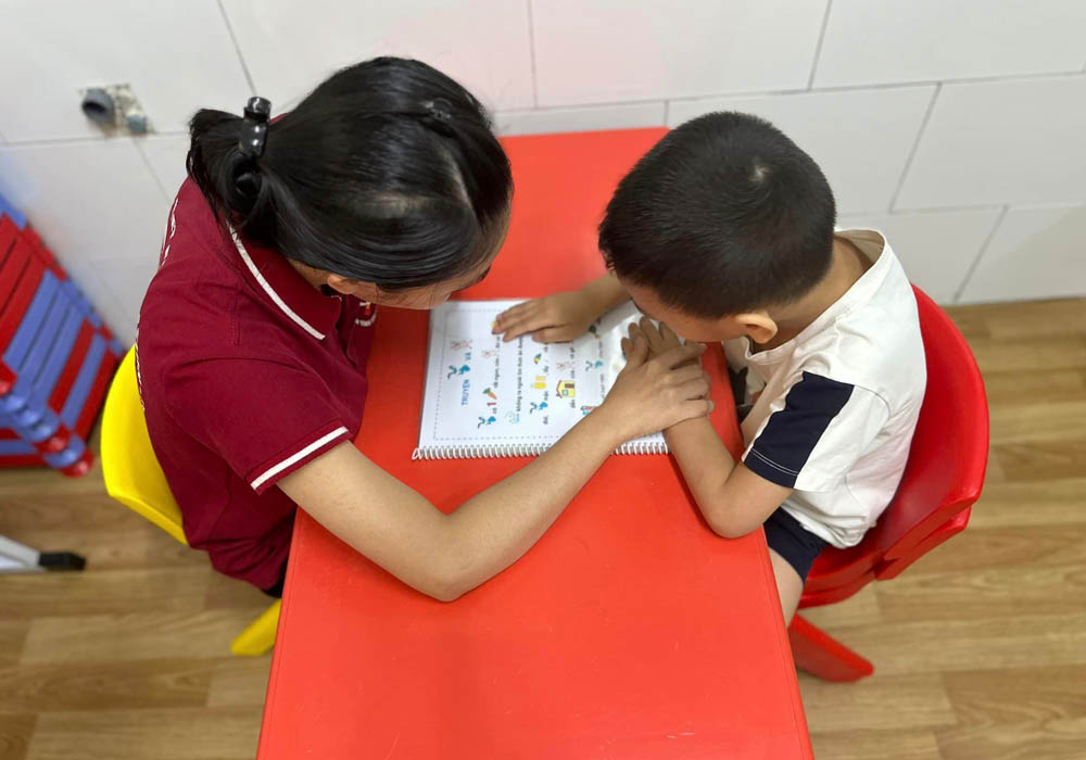 Cach-phat-khong-lam-ton-thuong-tre